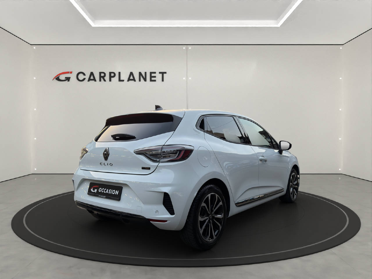 RENAULT Clio 1.6 E-Tech techno-showroom-element-2