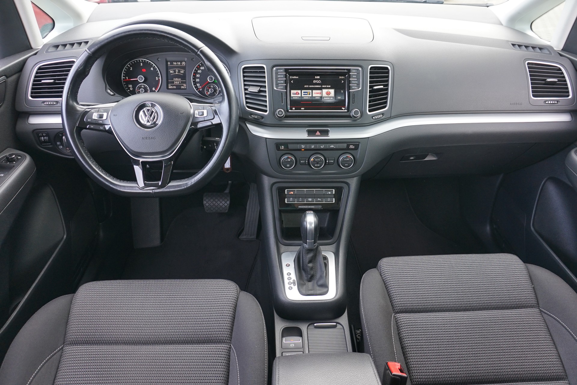 VW Sharan 2.0TDI BMT Comfort DSG-Automat mit 7-Sitzen!!-image-15
