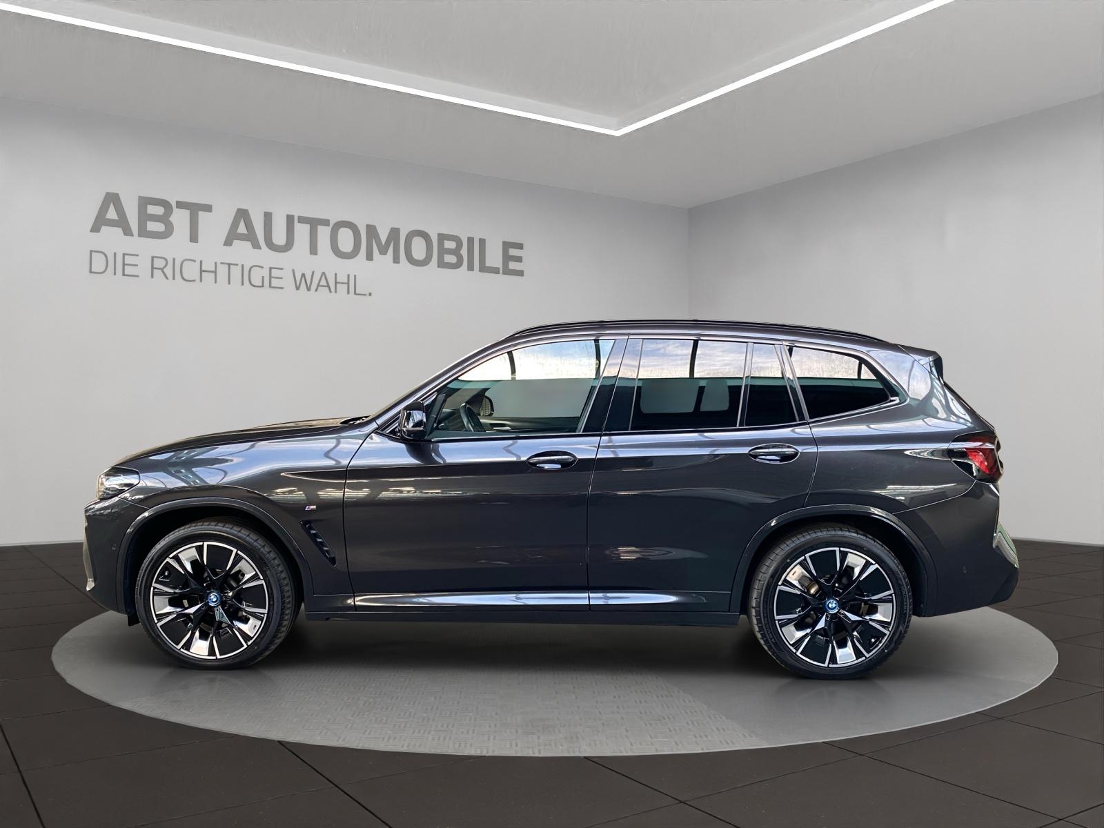 BMW iX3 E-Motor-showroom-element-2