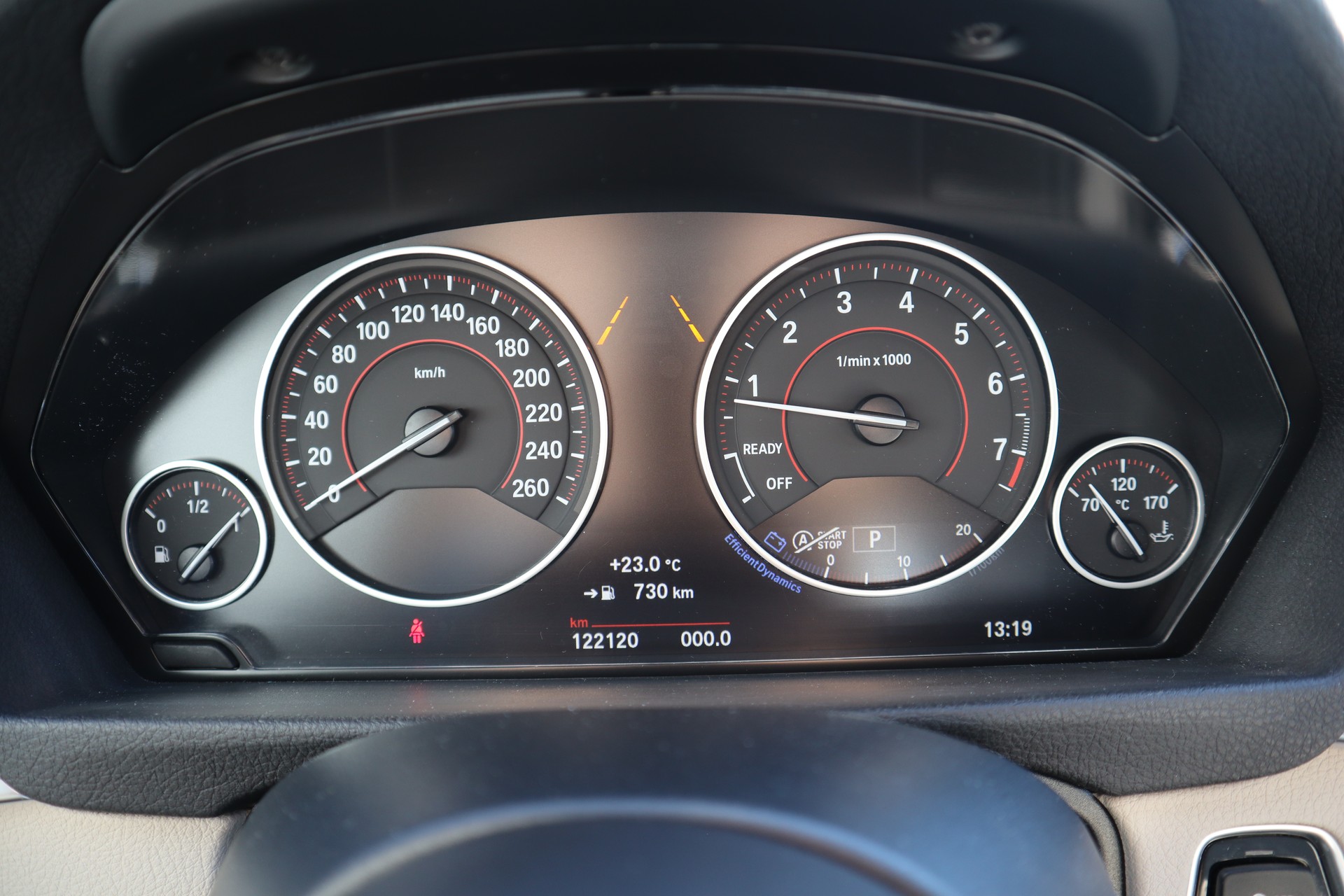 BMW 340i xDrive Touring MSportpaket Panoramaglasdach 4x4 Euro 6-image-8