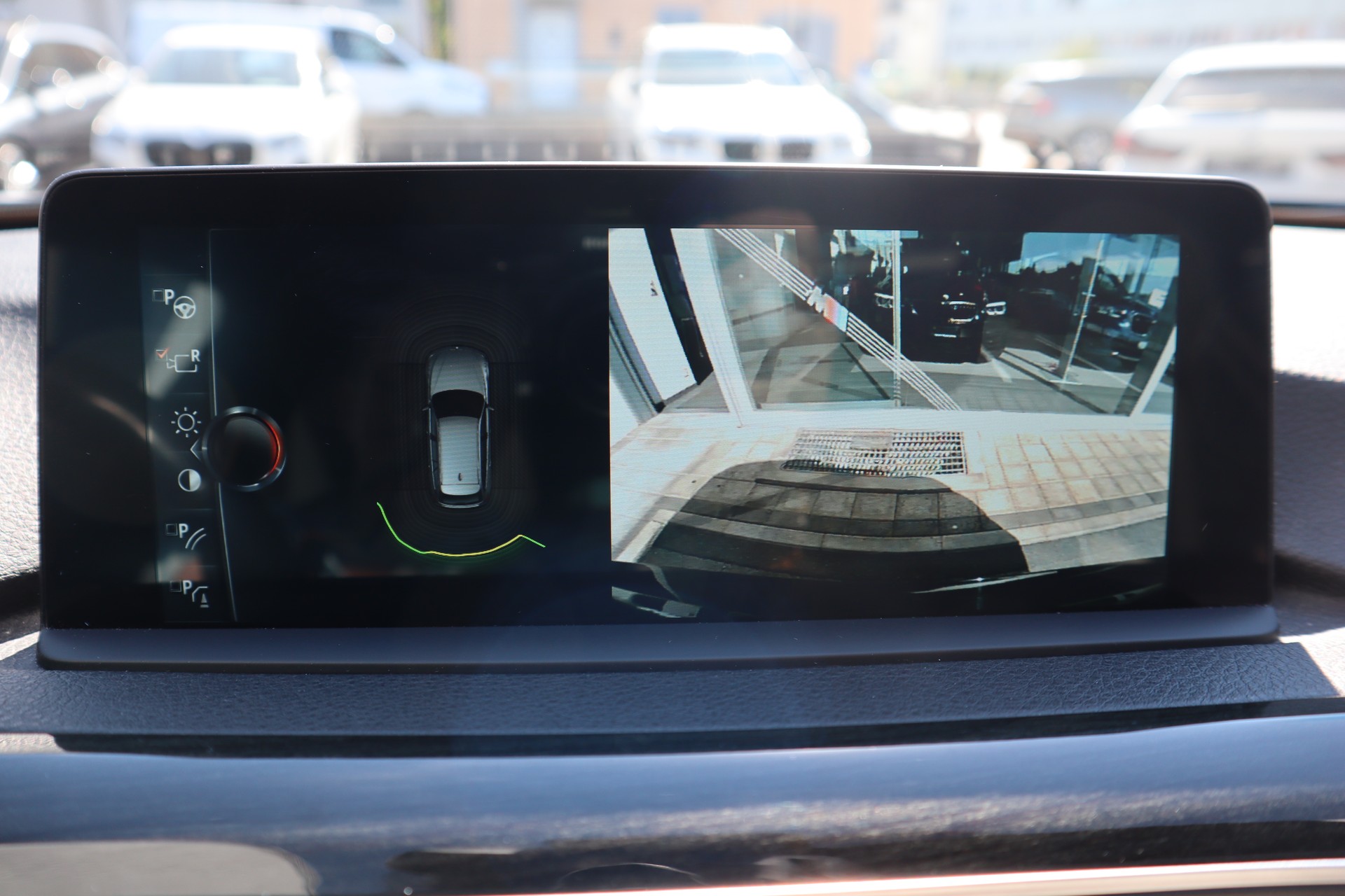 BMW 340i xDrive Touring MSportpaket Panoramaglasdach 4x4 Euro 6-image-9