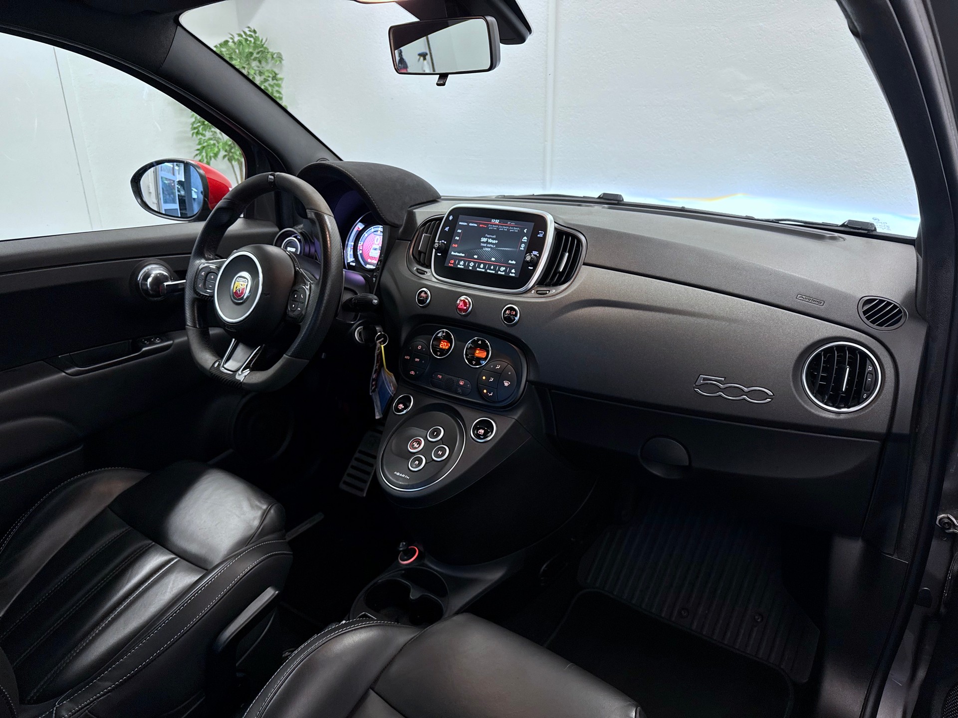 FIAT 1.4 Turbojet 16V 595 Competizione Automat-image-23