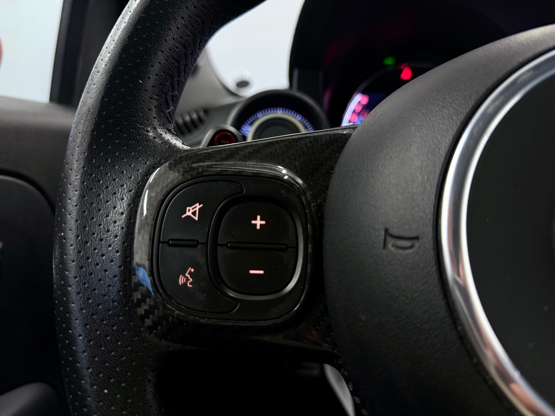 FIAT 1.4 Turbojet 16V 595 Competizione Automat-image-26