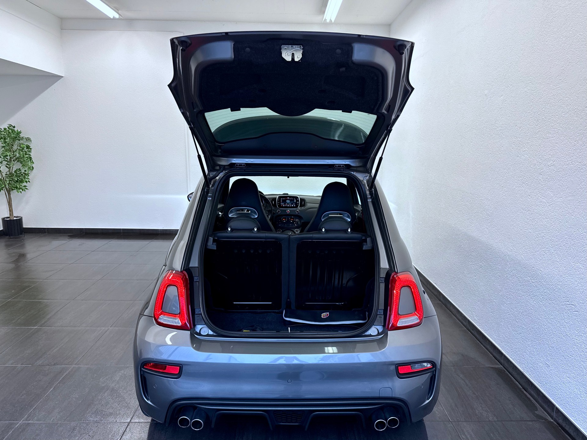 FIAT 1.4 Turbojet 16V 595 Competizione Automat-image-12