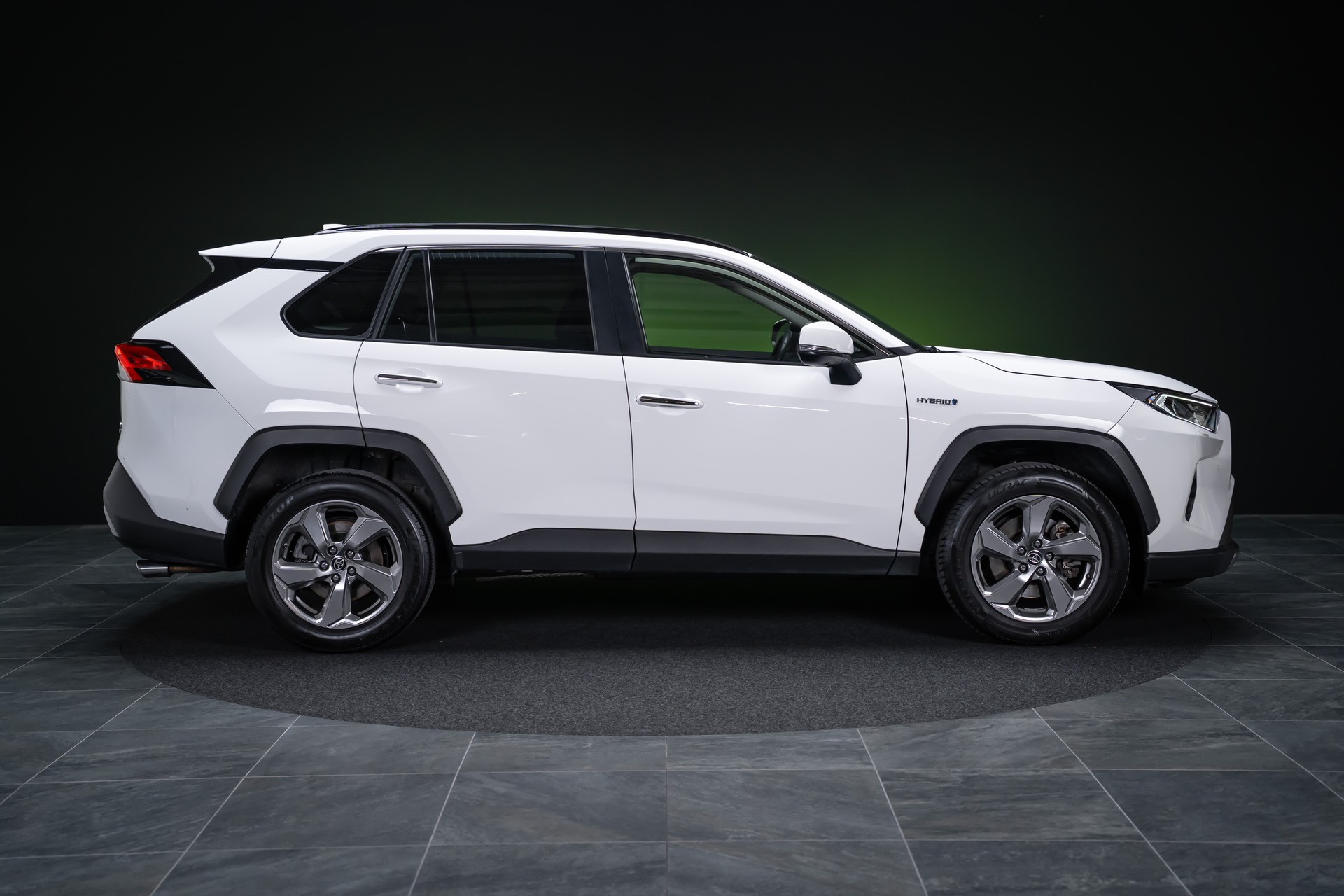 TOYOTA RAV-4 2.5 HEV Premium / 360°Kamera / el.Sitze / Lenkradheizung-showroom-element-3