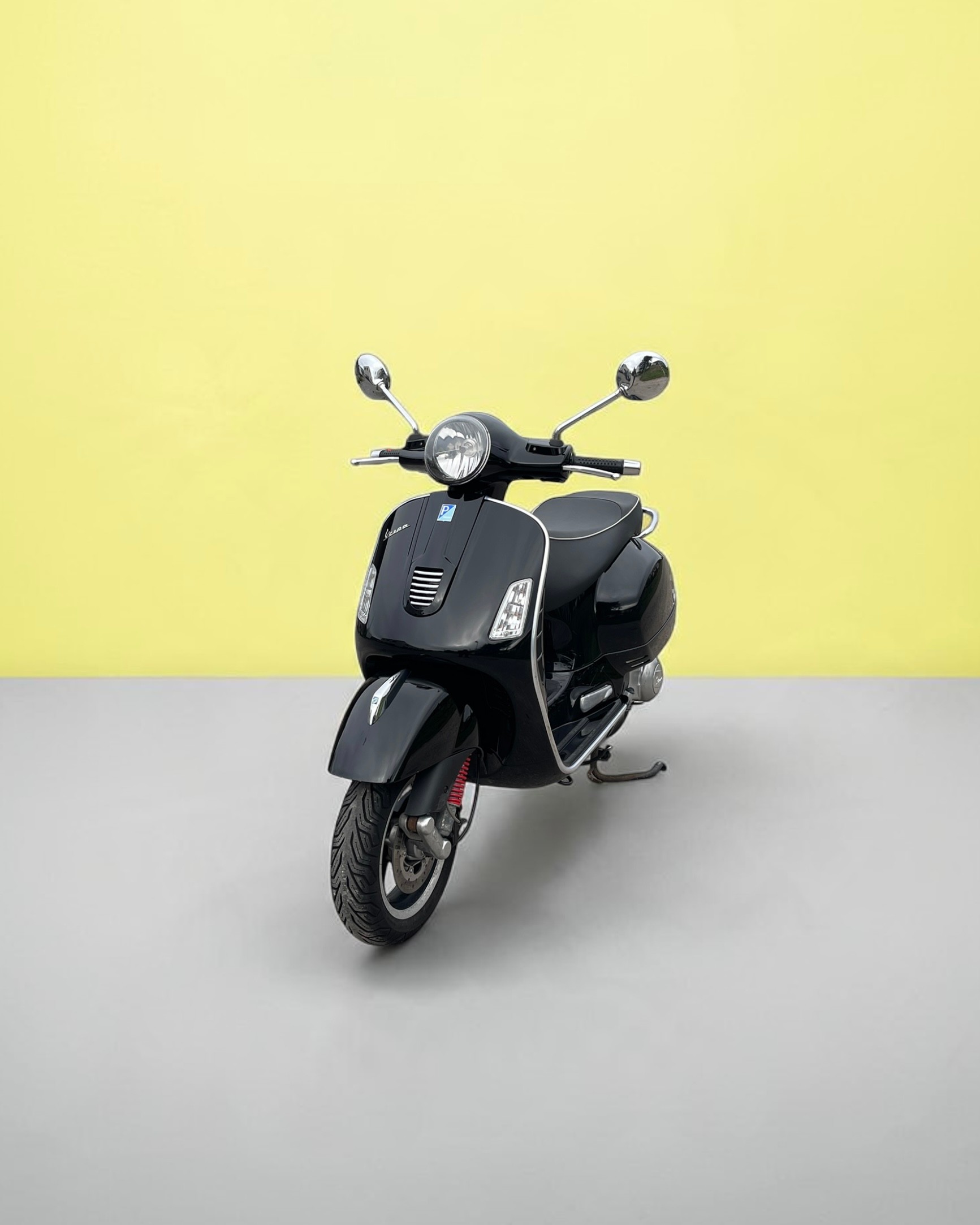 PIAGGIO Vespa GTS Super 300 i.e-image-8