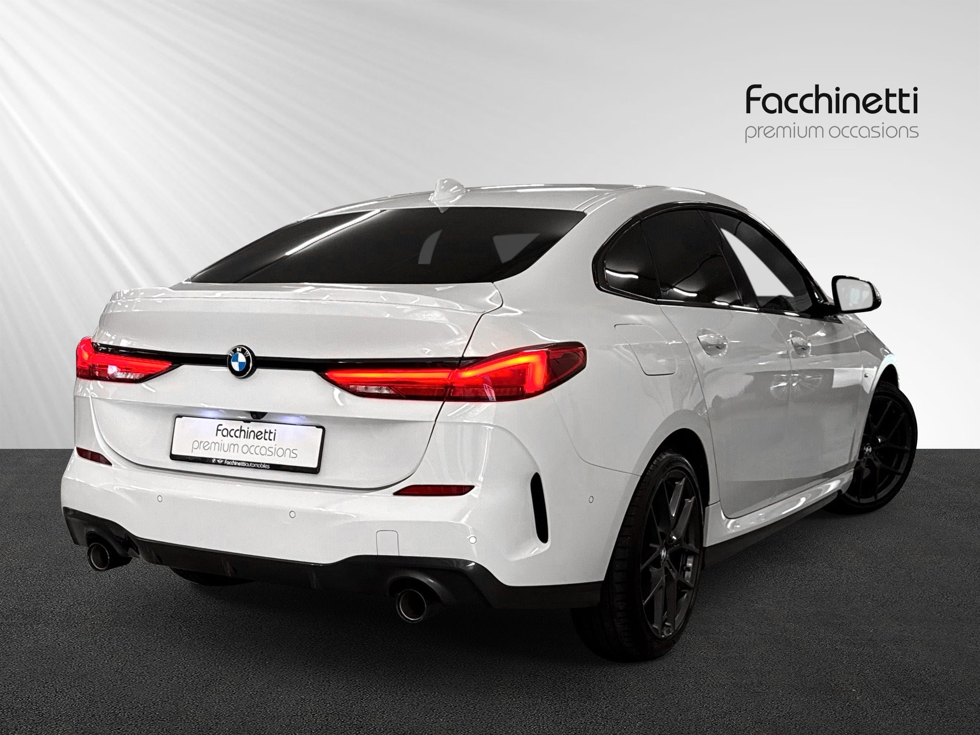 BMW 220i Gran Coupé M Sport Steptronic-showroom-element-2