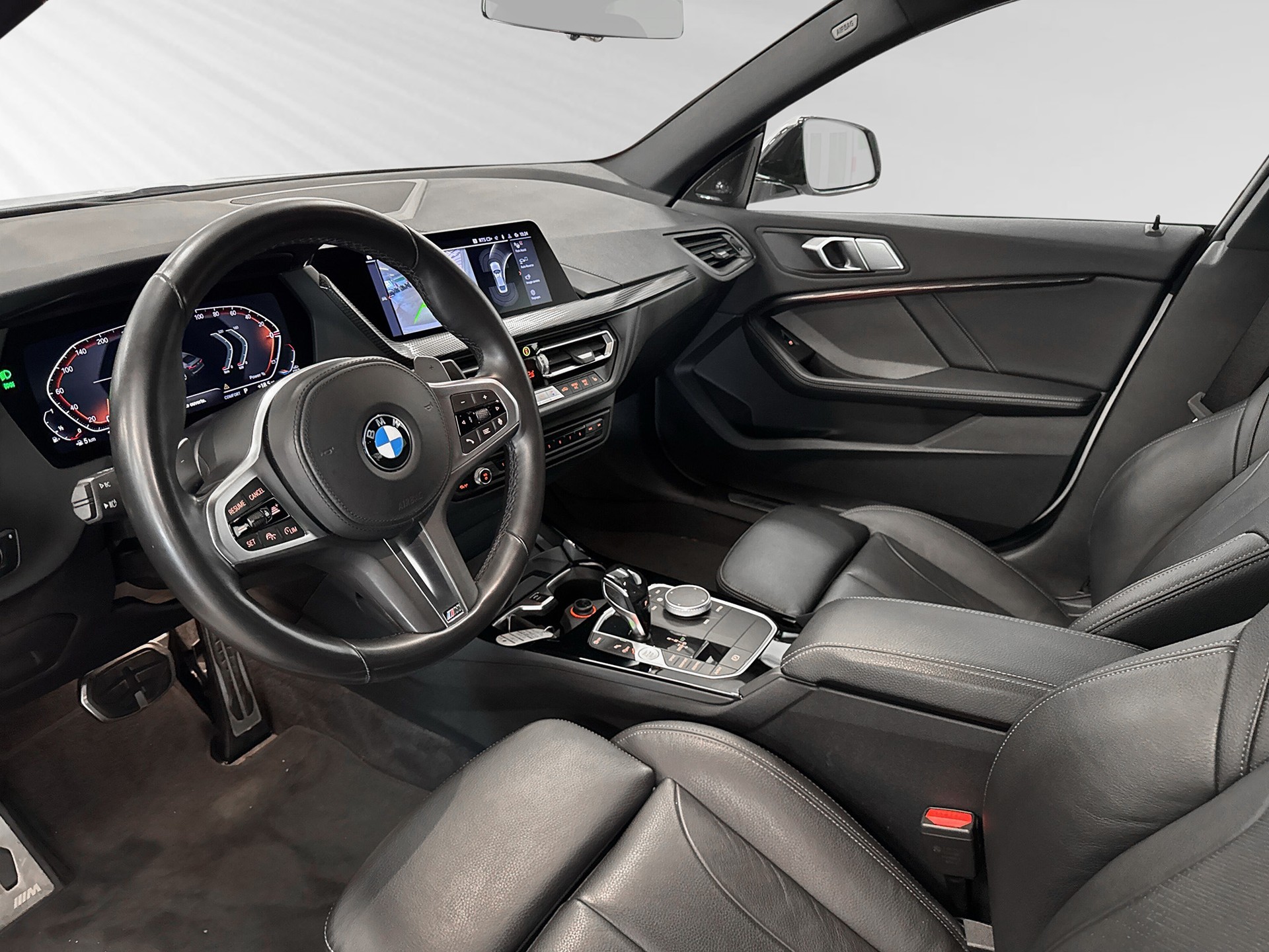 BMW 220i Gran Coupé M Sport Steptronic-showroom-element-3