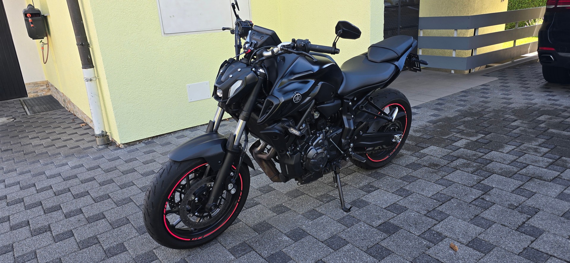 YAMAHA MT-07 (35KW)-image-2