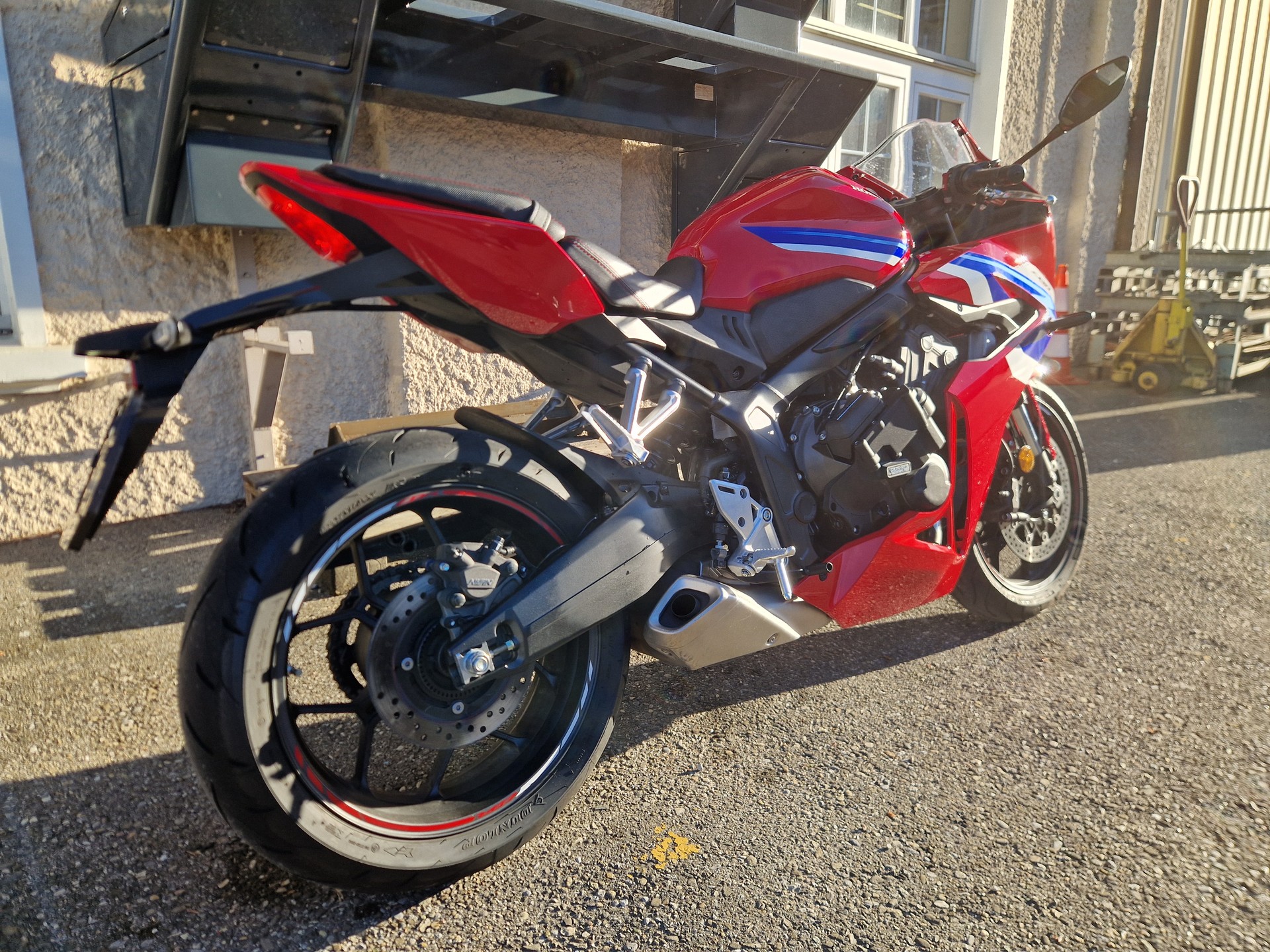HONDA CBR 650 R E-Clutch (35kW)-image-5