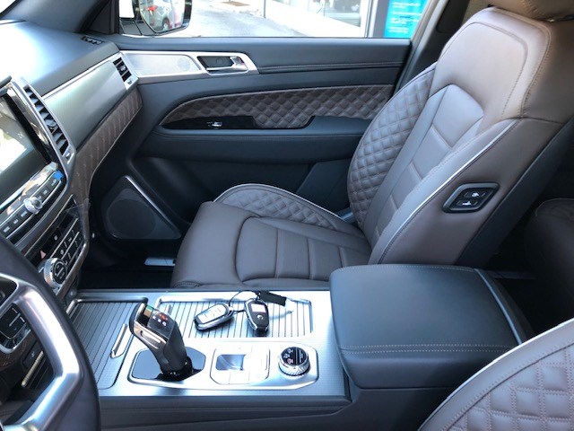 KGM-SsangYong Rexton 2.2 CRDi 7 Pl. Sapphire 4WD AT-image-7