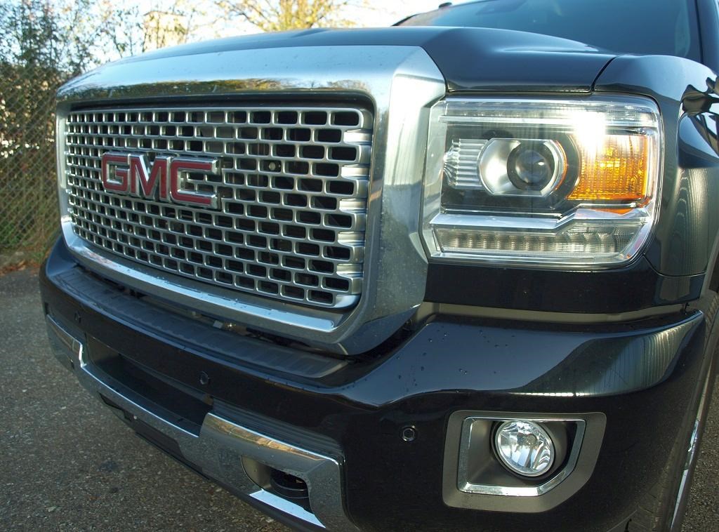 GMC Sierra 2500 6.6 TD Denali HD-showroom-element-1