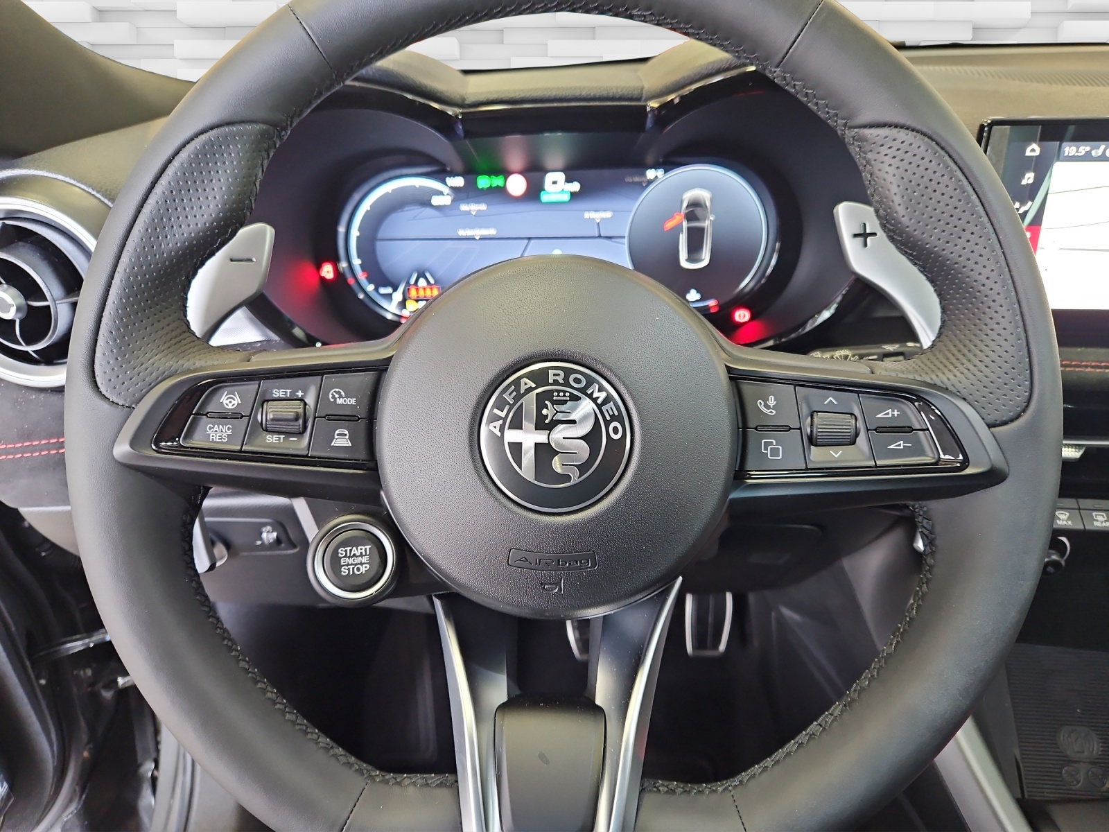 ALFA ROMEO Tonale 1.5 48V Hybrid Veloce-image-12