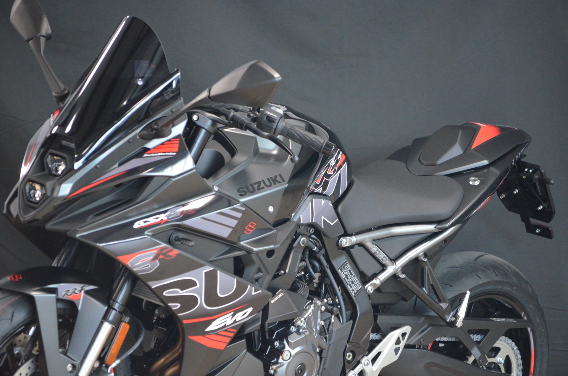 SUZUKI GSX 8R EVO-image-13