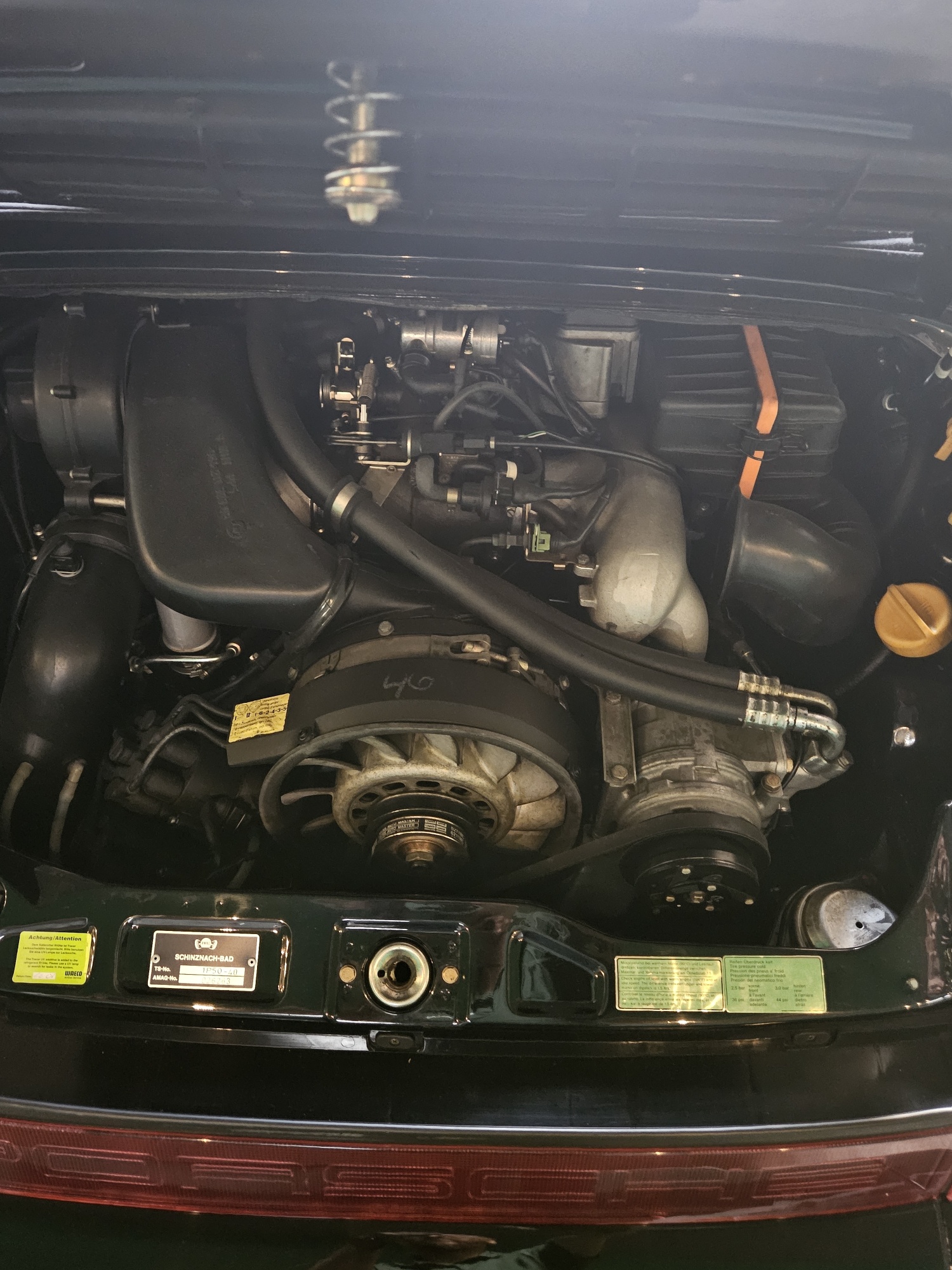 PORSCHE 911 Carrera 2 Cabrio-image-12
