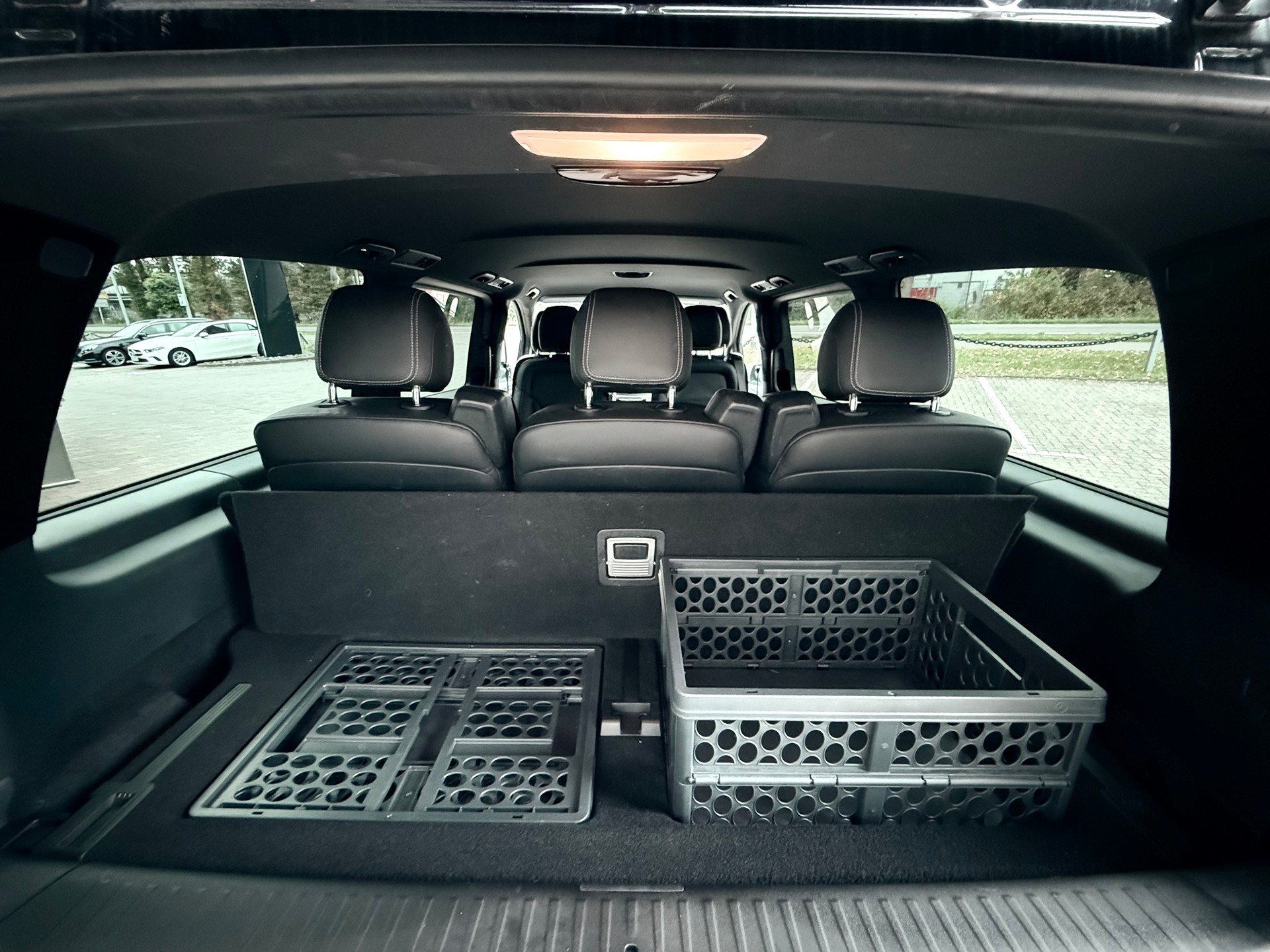 MERCEDES-BENZ V 300 d 4M L 9G-Tronic Avantgarde Edition-image-9