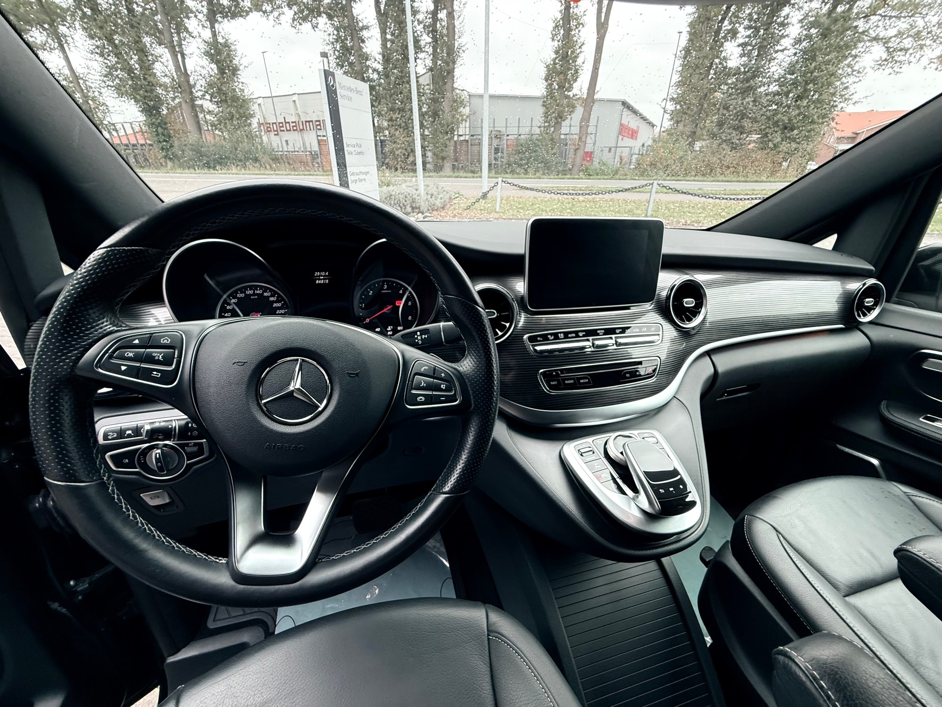 MERCEDES-BENZ V 300 d 4M L 9G-Tronic Avantgarde Edition-image-11