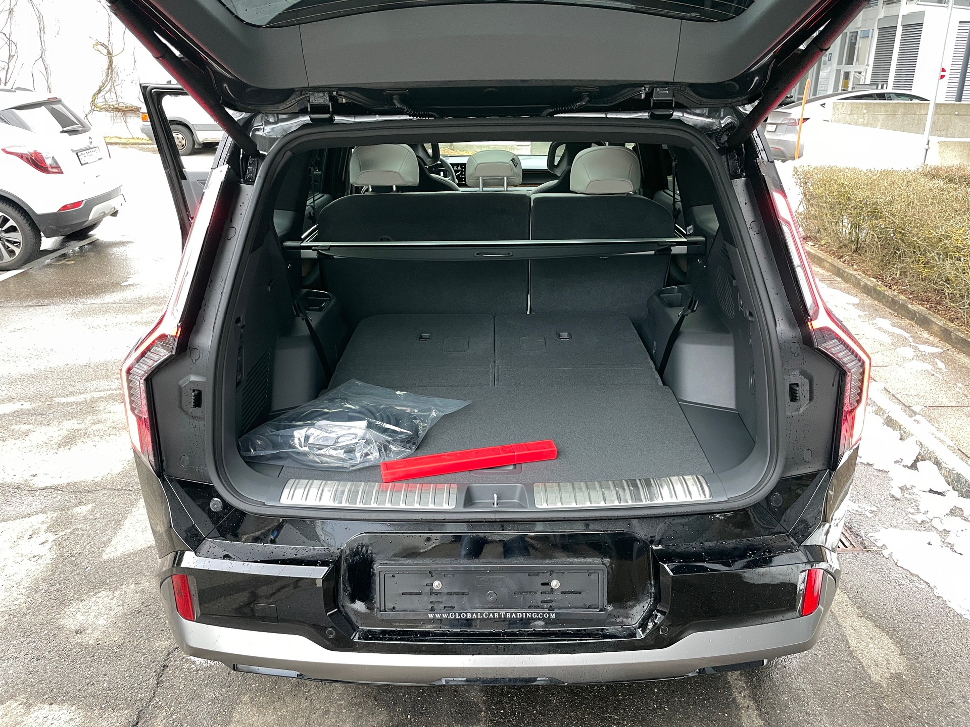 KIA EV9 99,8 kWh GT-Line 4x4 7-Sitzer mit Panoramadach-image-4