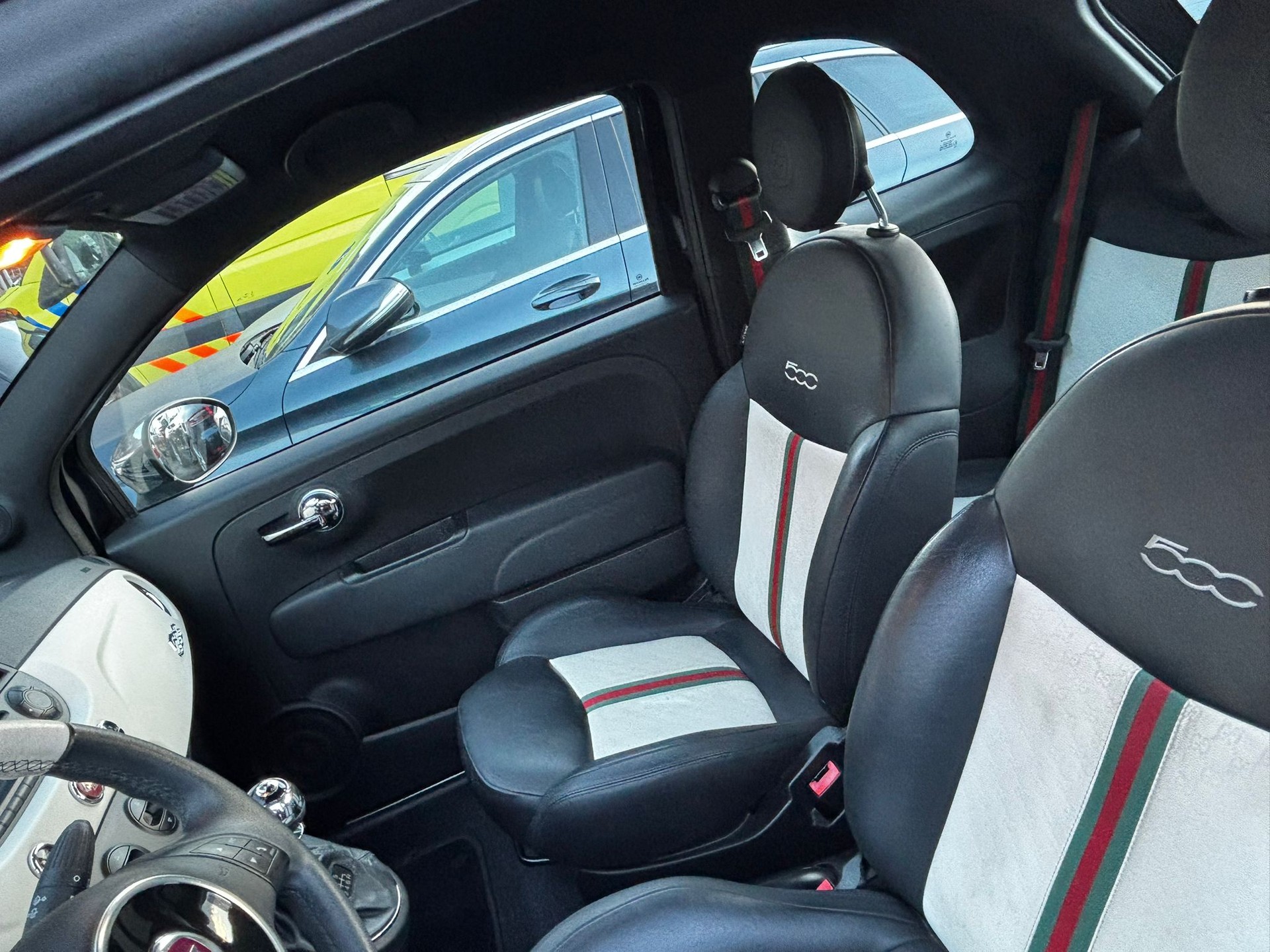 FIAT 500 1.4 16V by Gucci-image-4