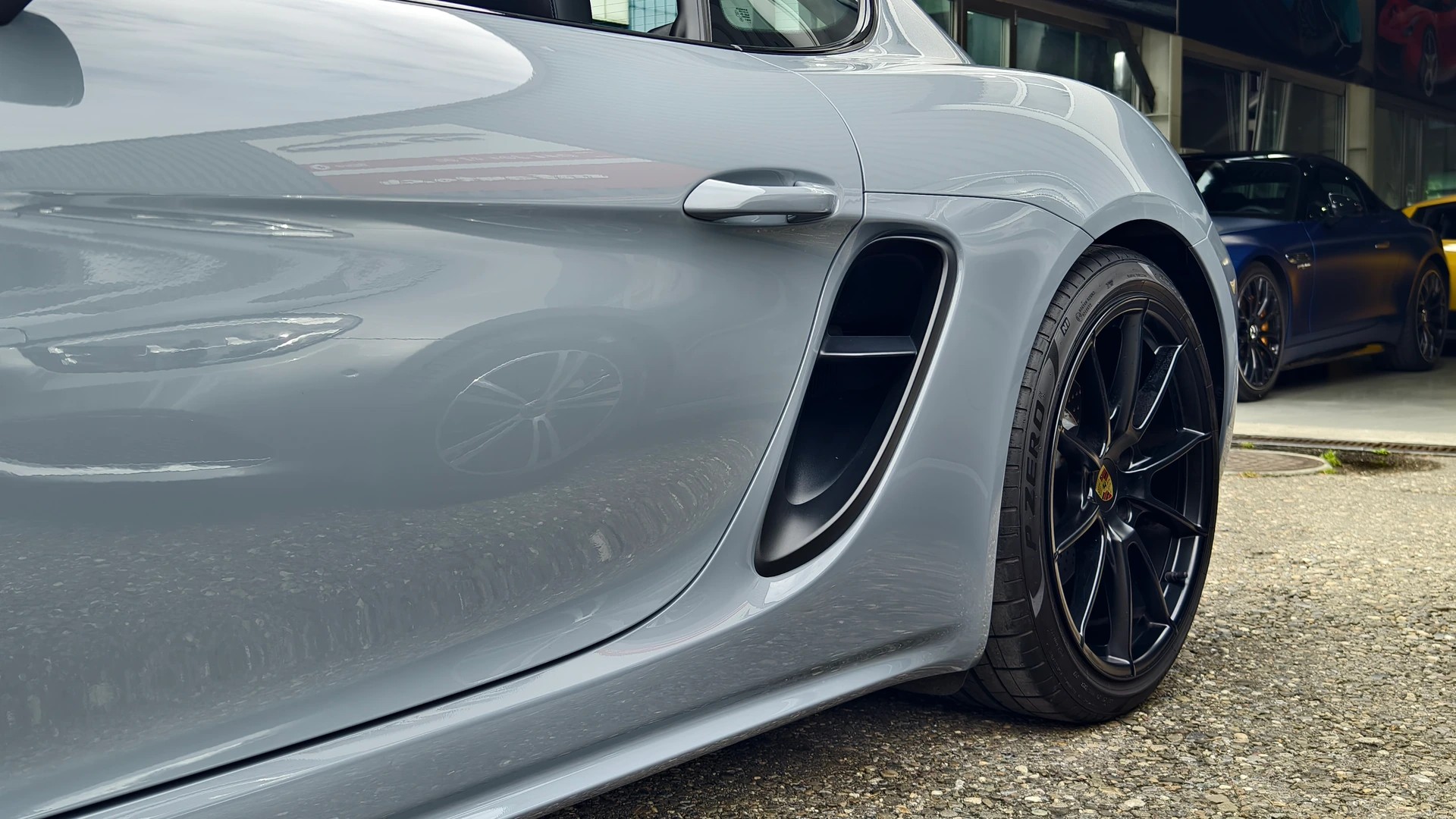 PORSCHE Cayman 718 4.0 GTS PDK CH FAHRZEUG AUS 1. HAND-image-19