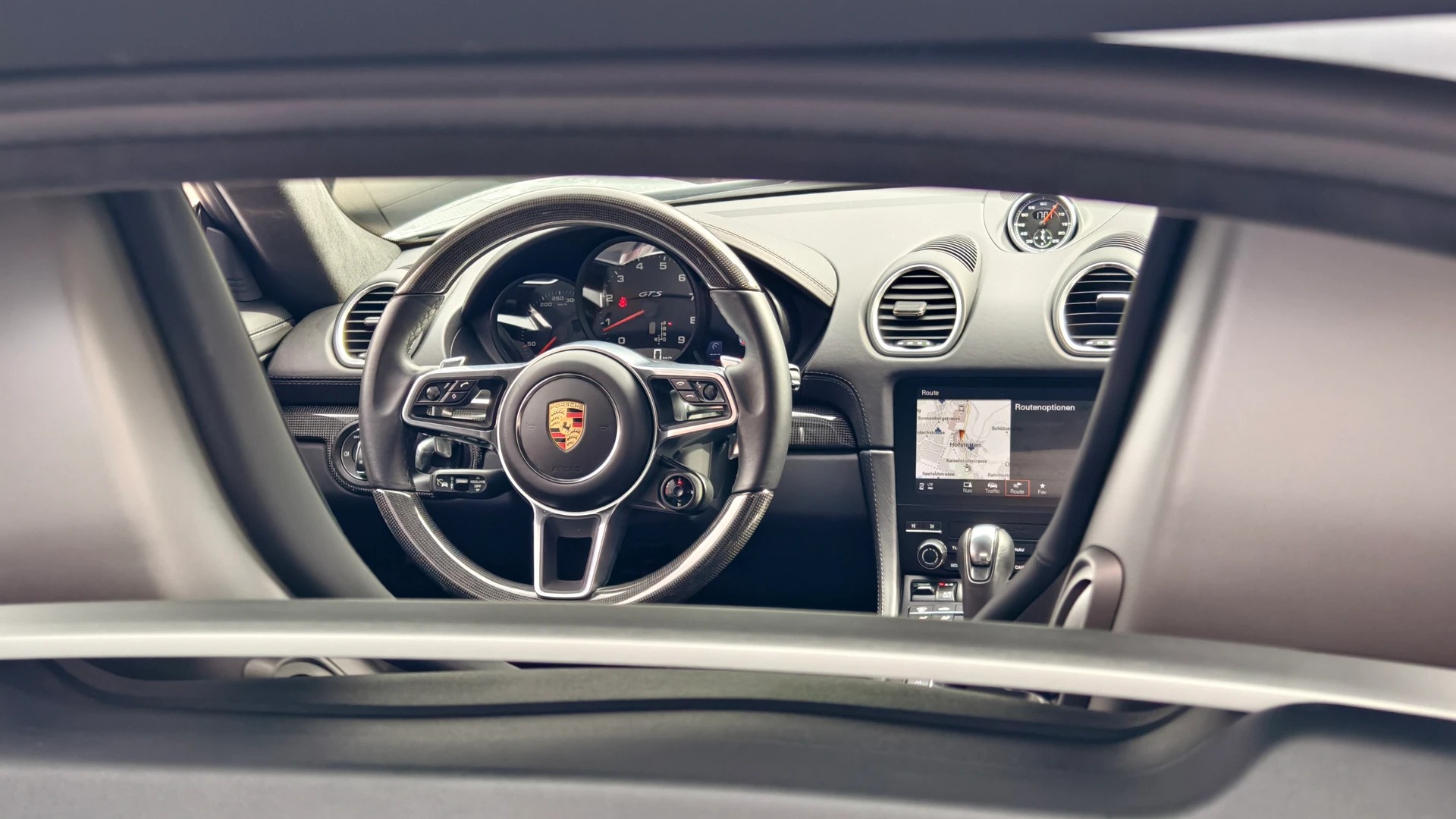 PORSCHE Cayman 718 4.0 GTS PDK CH FAHRZEUG AUS 1. HAND-image-23