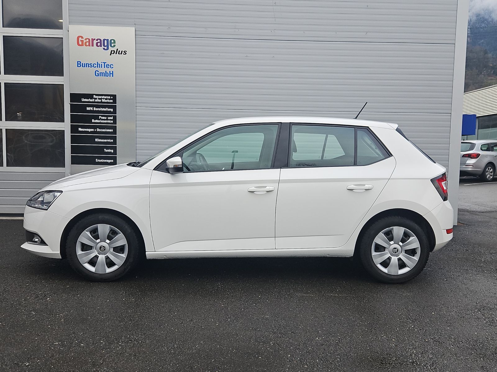 SKODA Fabia 1.0 TSI Ambition DSG-showroom-element-1