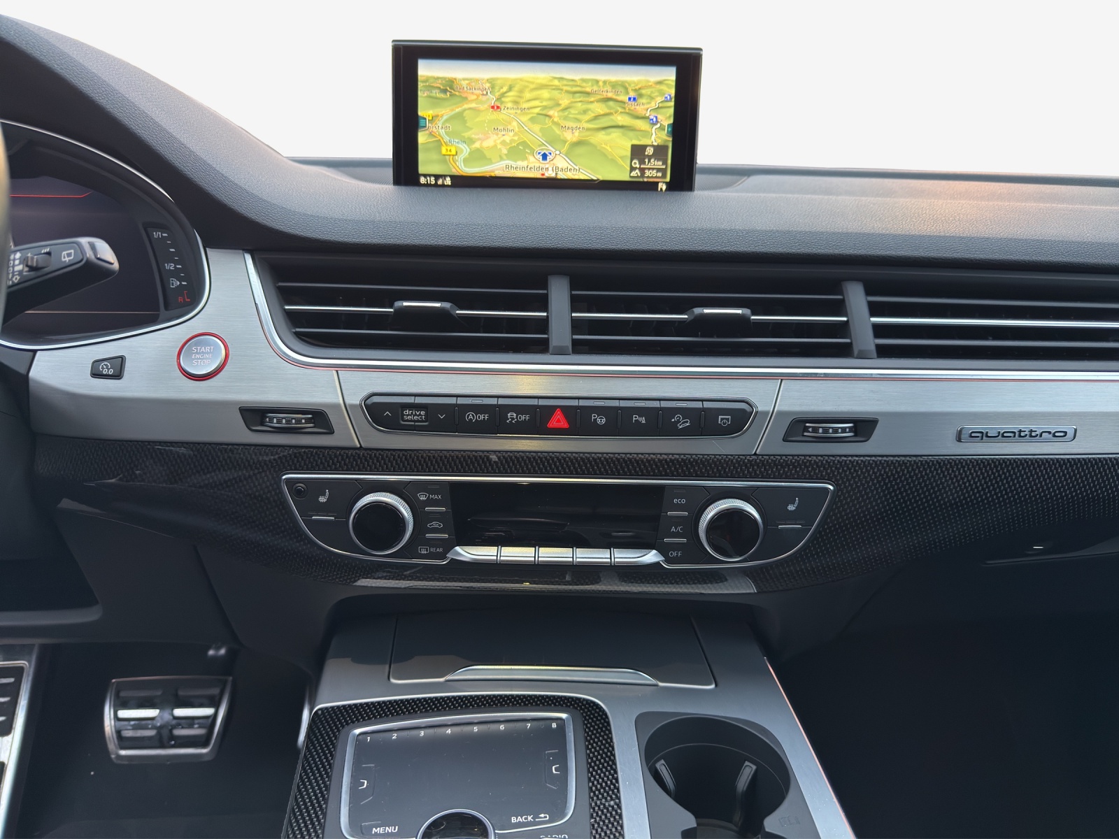 AUDI SQ7 4.0 TDI quattro tiptronic-image-10