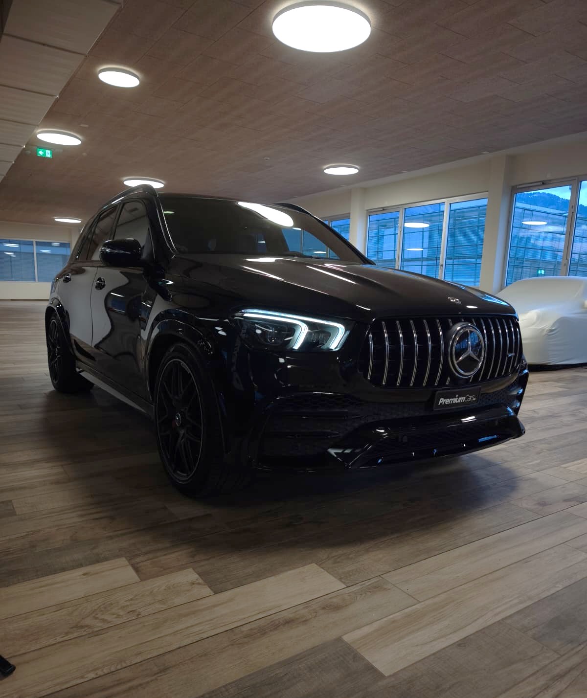 MERCEDES-BENZ GLE 53 AMG 4Matic+ 9G-Speedshift-showroom-element-1
