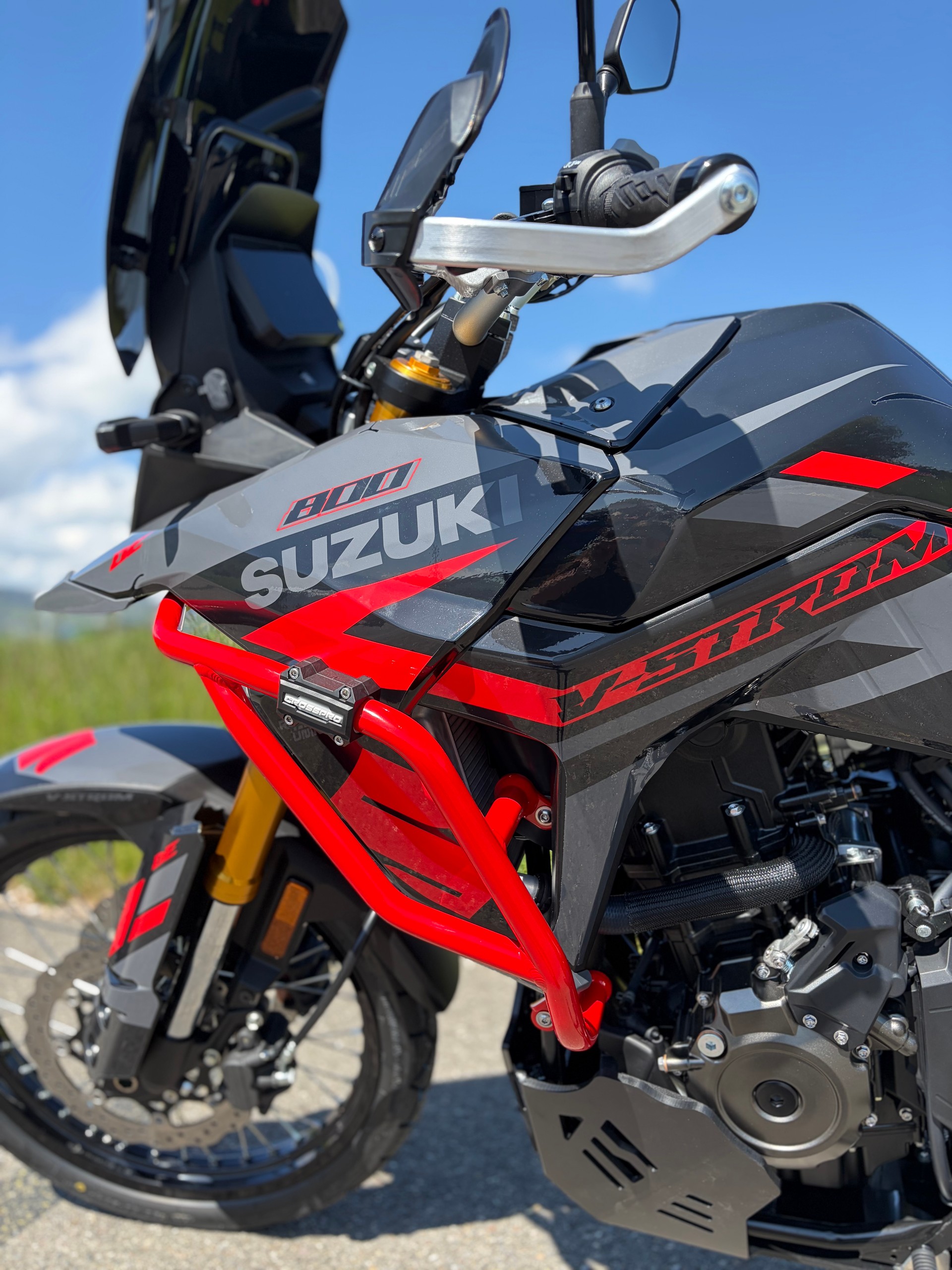 SUZUKI DL 800 DE-image-1
