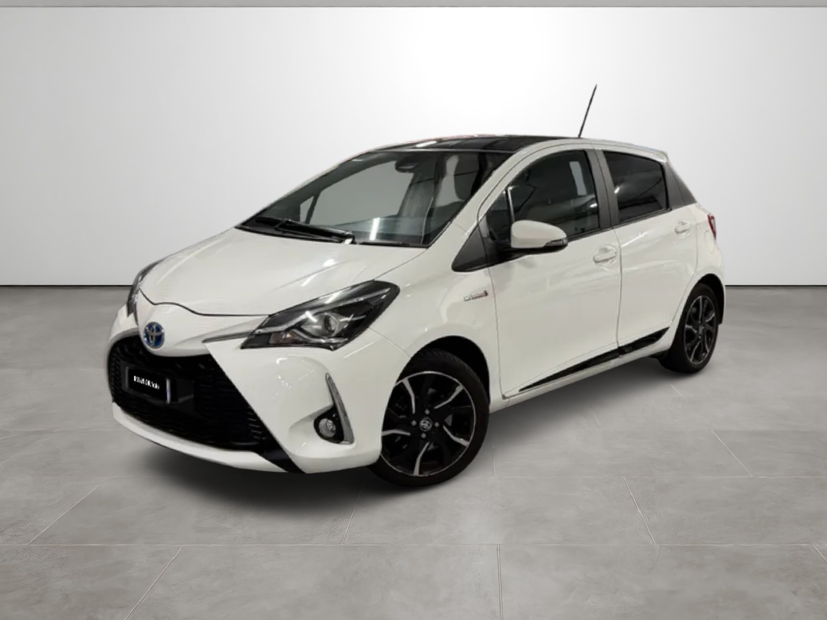 TOYOTA Yaris 1.5 VVT-i Hybrid Premium e-CVT-image-2
