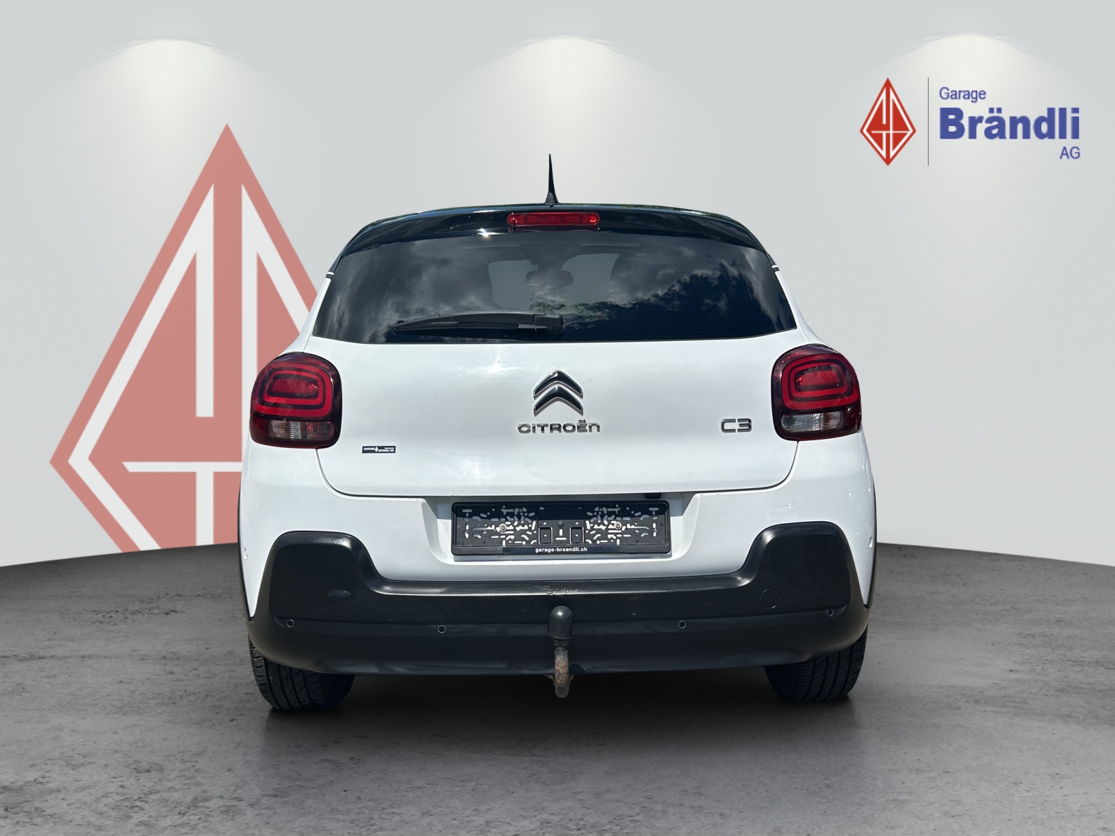 CITROEN C3 1.2 PureTech Shine-image-4