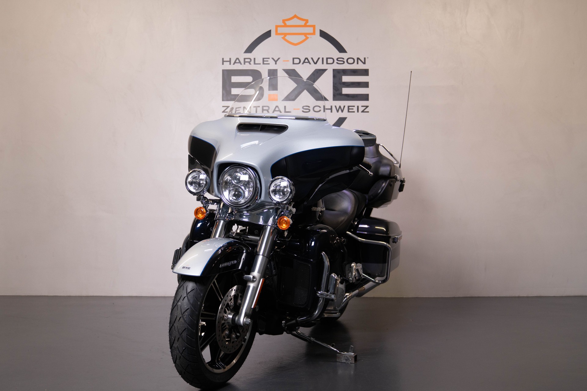 HARLEY-DAVIDSON FLHTK Electra Glide Ultra Limited 114-image-2