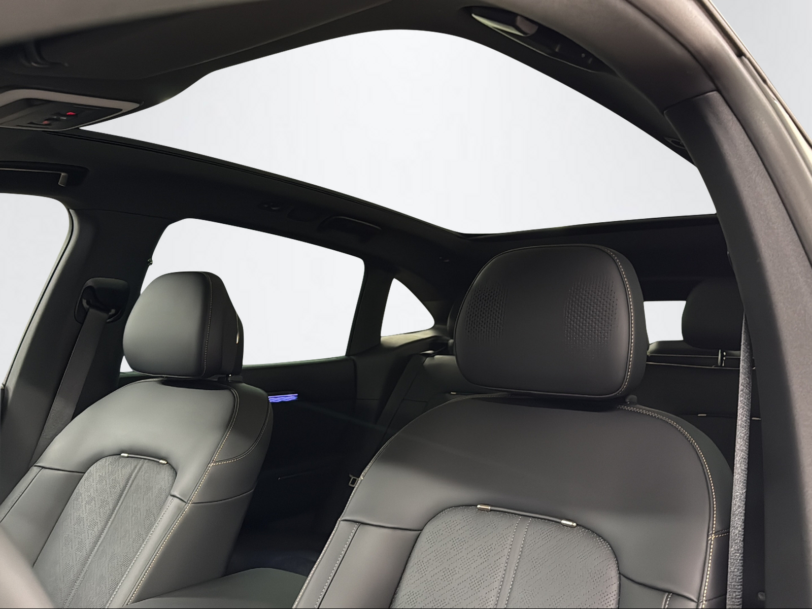 ZEEKR 7X Privilege AWD-image-17