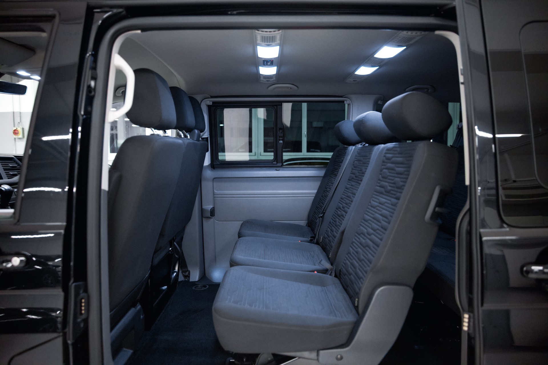 VW T6.1 Caravelle 2.0 TDI Comfortline DSG 4m 9 Plätzer-image-20