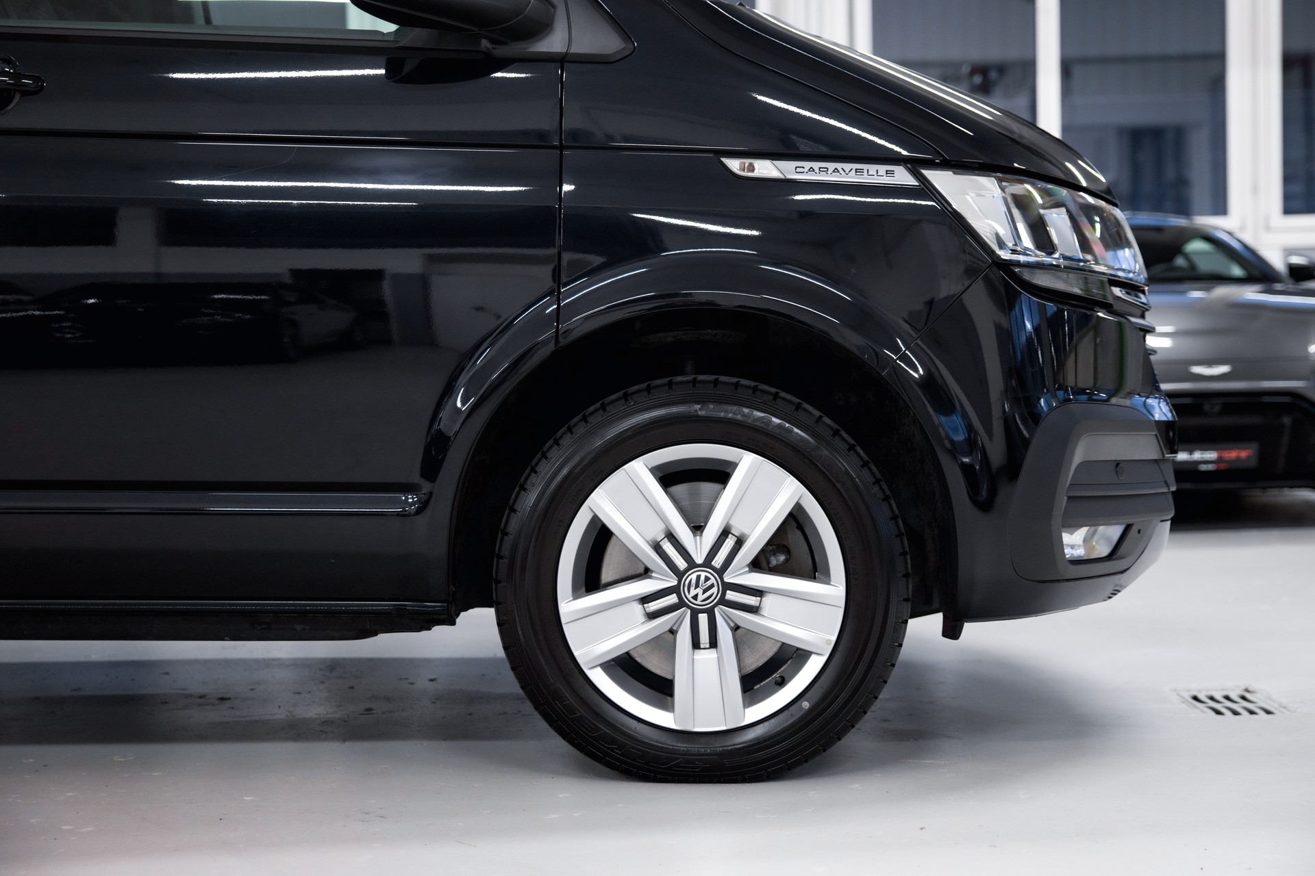 VW T6.1 Caravelle 2.0 TDI Comfortline DSG 4m 9 Plätzer-image-7