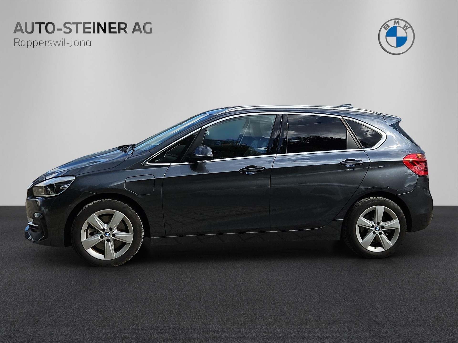BMW 225xe Active Tourer LUXURY LINE-showroom-element-1