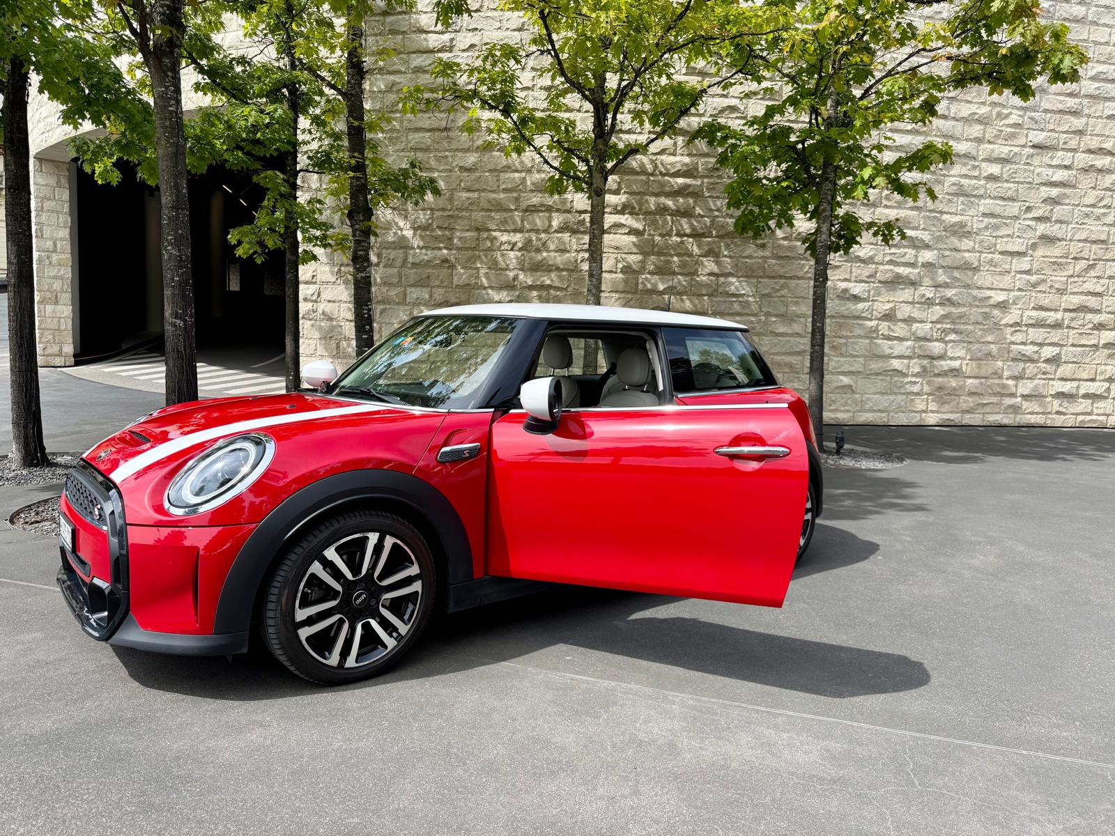 MINI 2.0i Cooper S-image-1