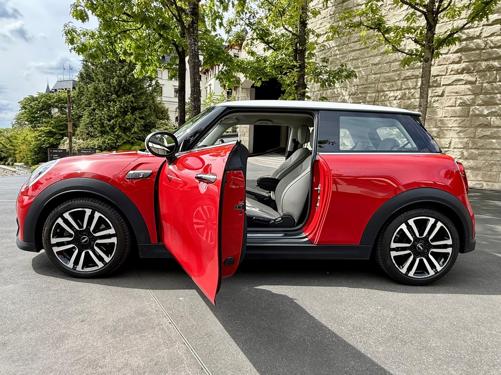 MINI 2.0i Cooper S-image-3