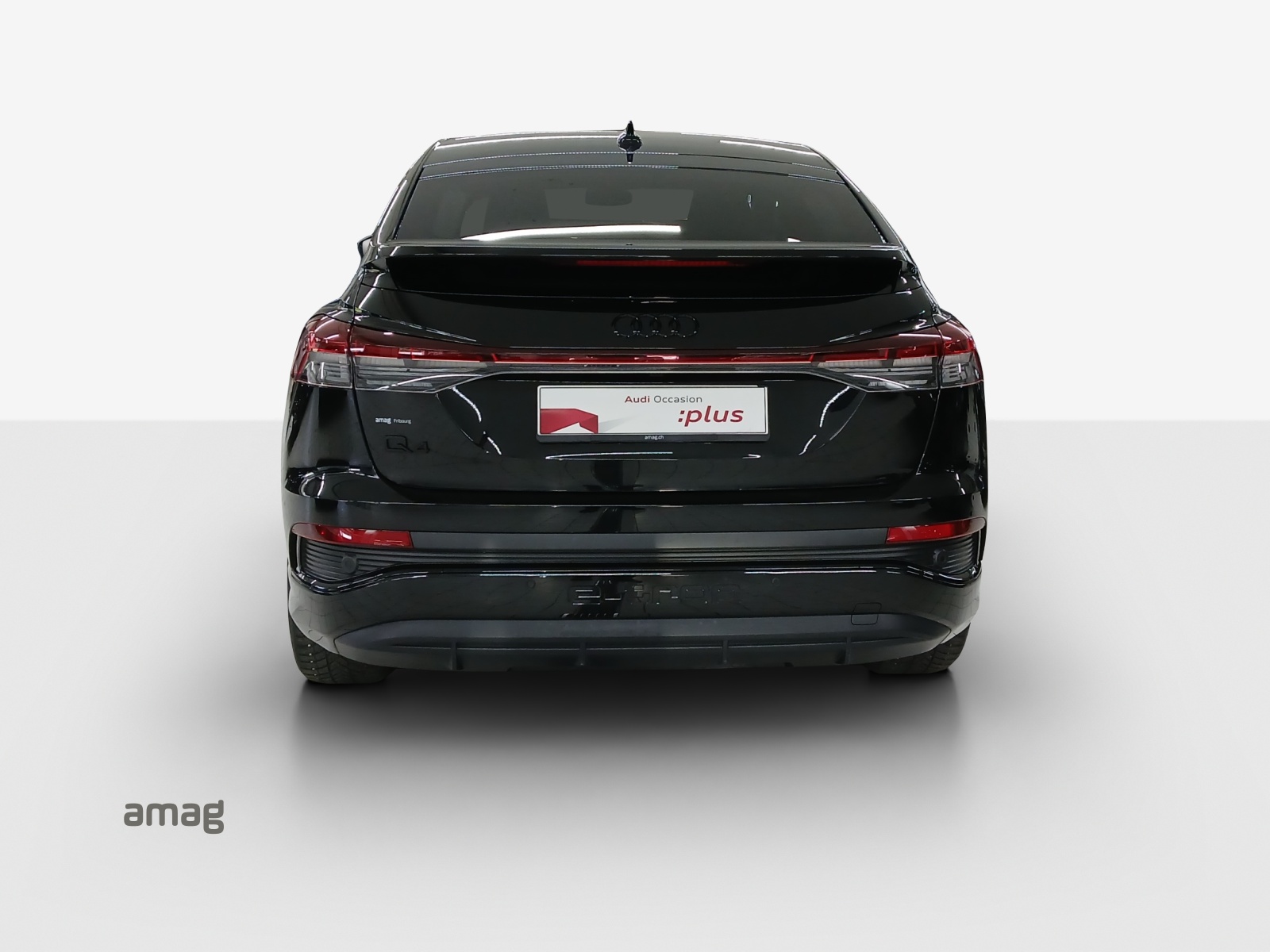 AUDI Q4 Sportback e-tron 40-showroom-element-3