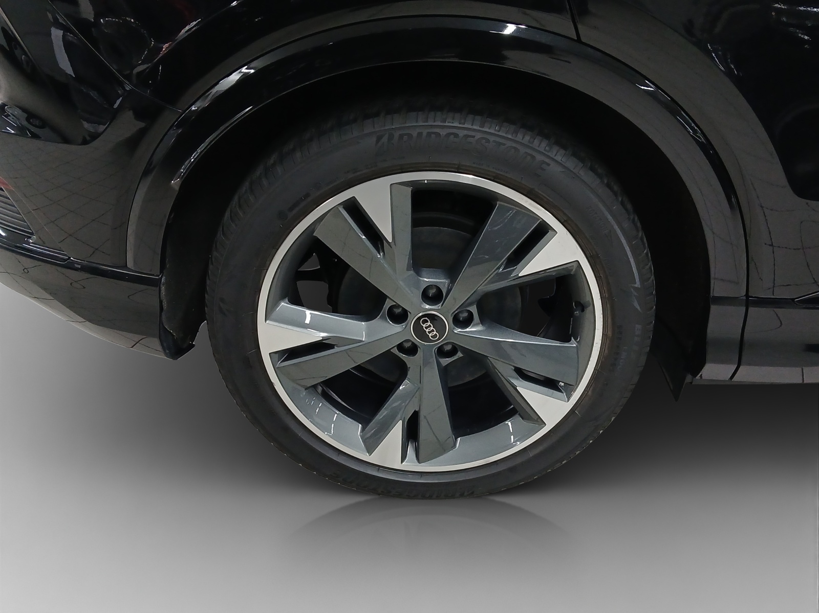AUDI Q4 Sportback e-tron 40-image-14