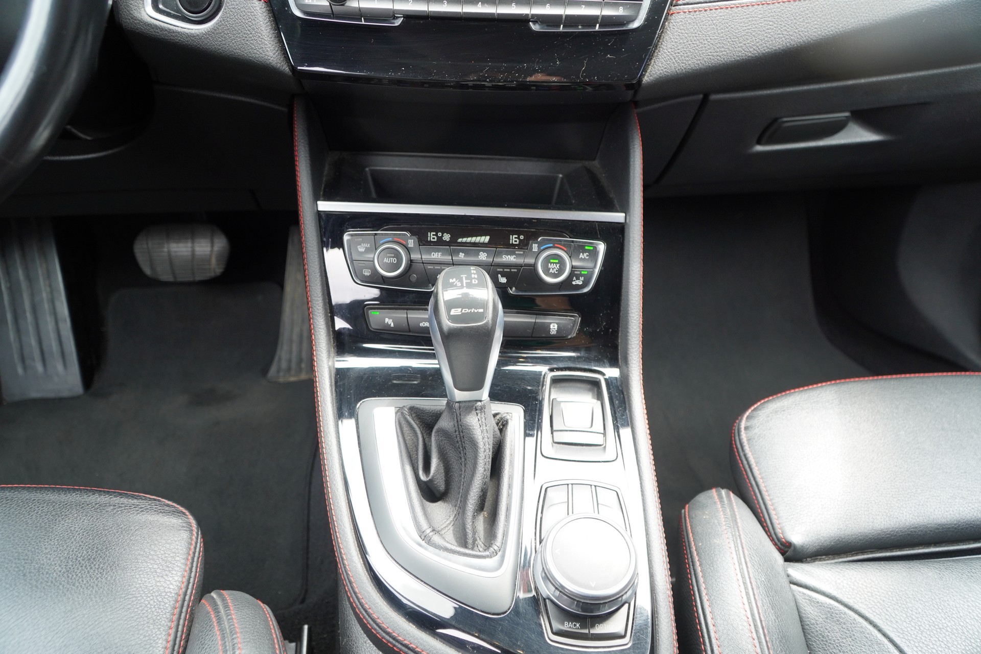 BMW 225xe iPerformance Active Tourer Sport Line Aut.-image-18