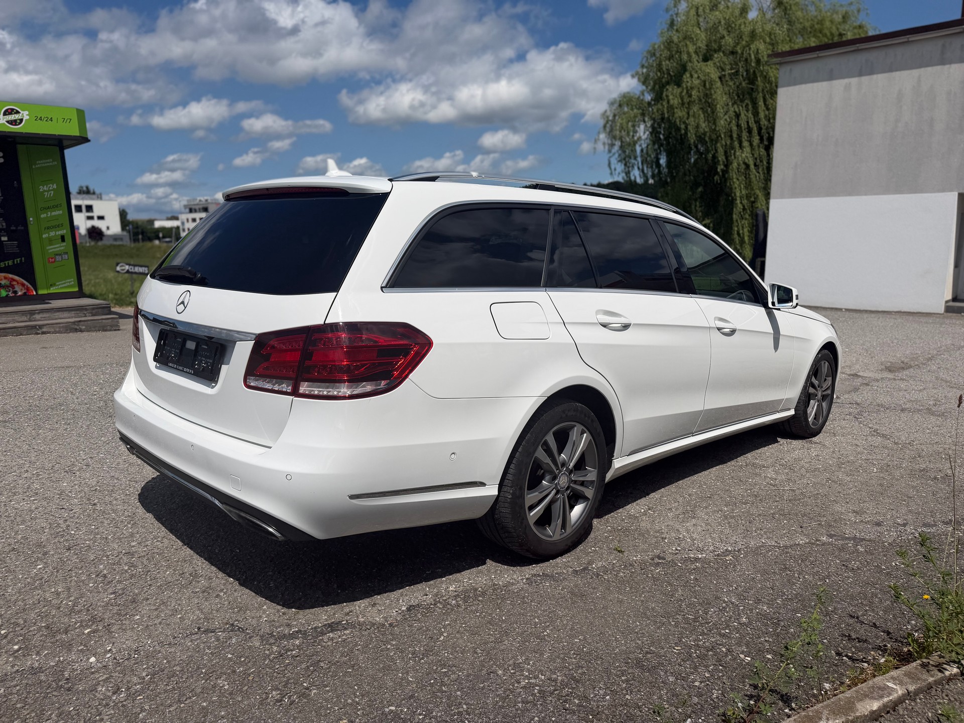 MERCEDES-BENZ E 350 BlueTEC Elégance 4Matic 7G-Tronic-image-3