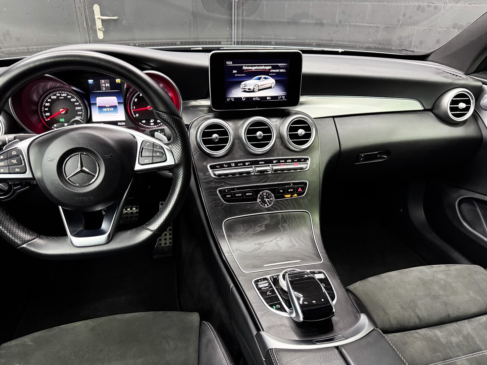 MERCEDES-BENZ C 200 AMG Line Coupé 7G-Tronic-image-20