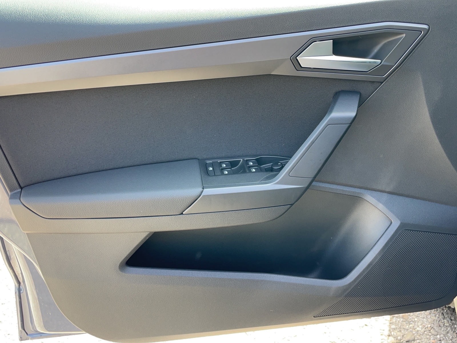 SEAT Arona 1.5 TSI FR DSG Limited Edition-image-9