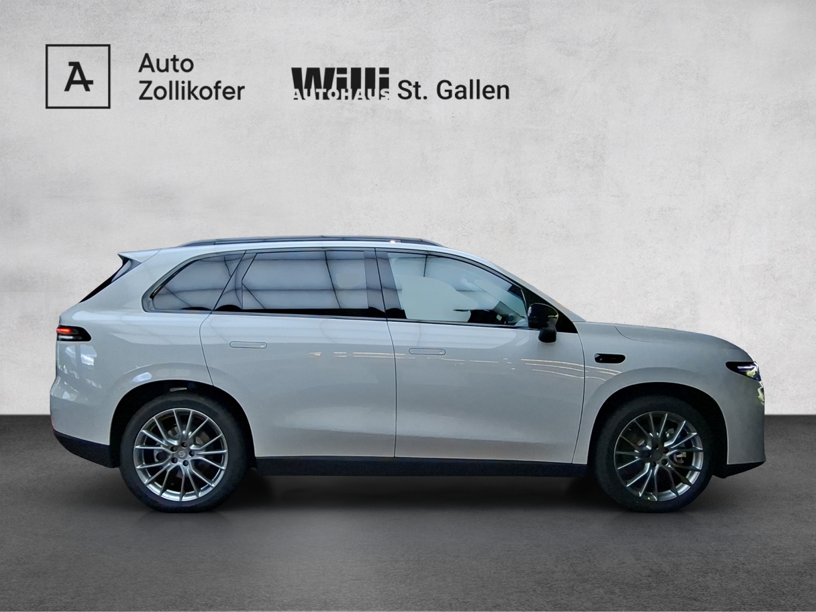 LEAPMOTOR C10 EV AWD 81.9kWh-showroom-element-3