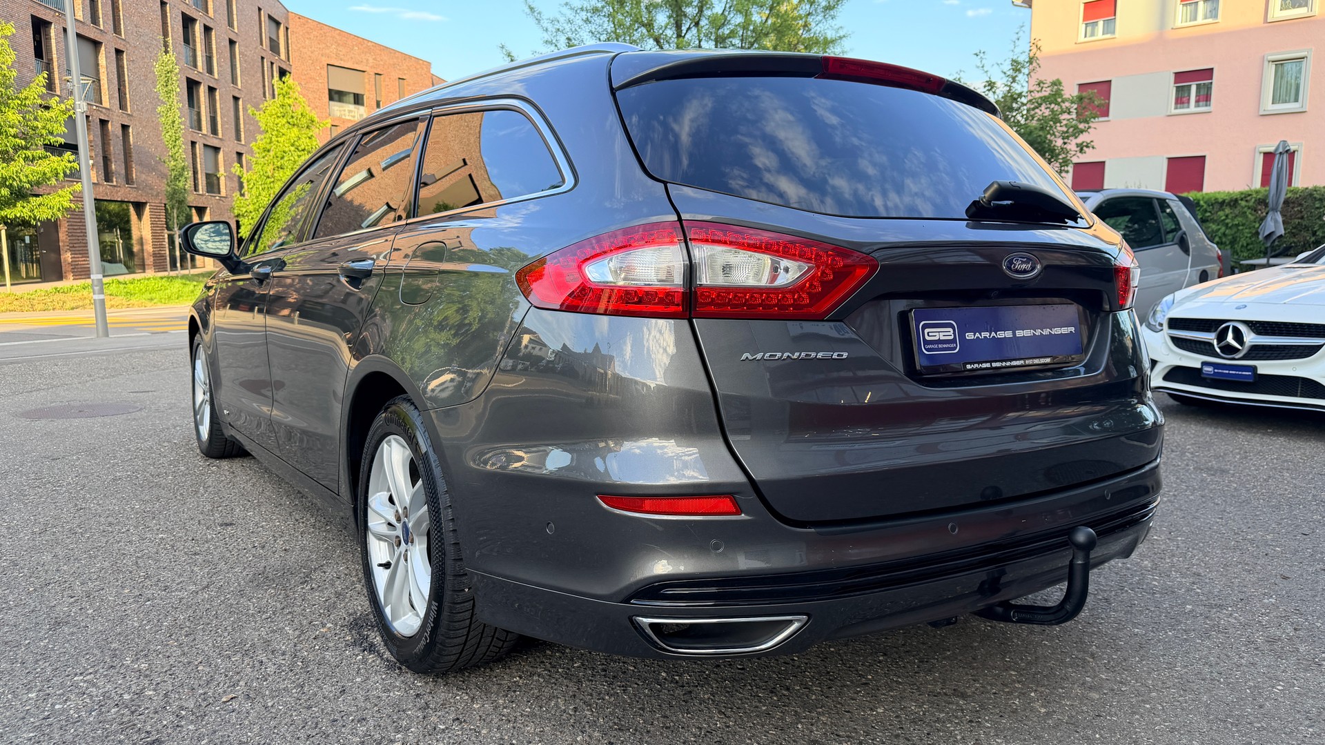 FORD Mondeo 2.0 TDCi Titanium AWD PowerShift-image-2