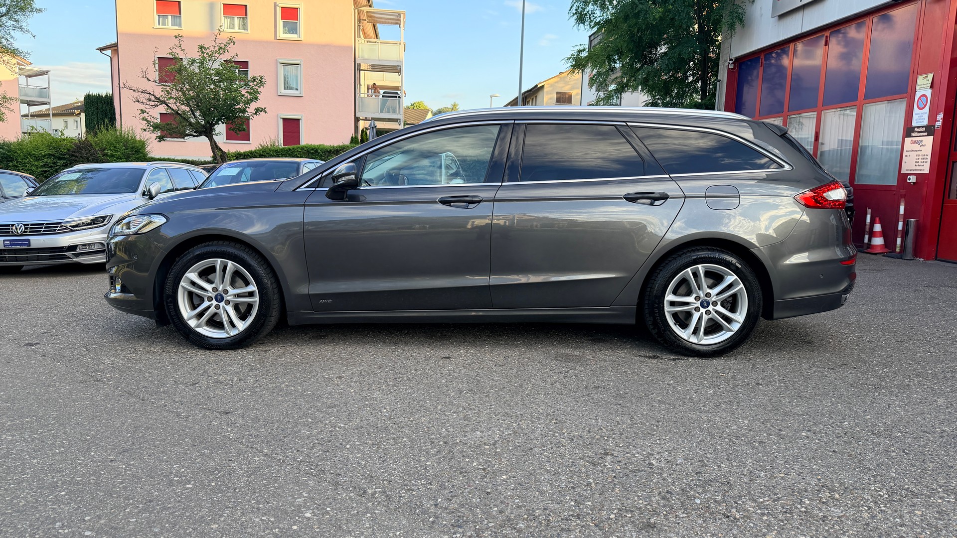 FORD Mondeo 2.0 TDCi Titanium AWD PowerShift-image-1