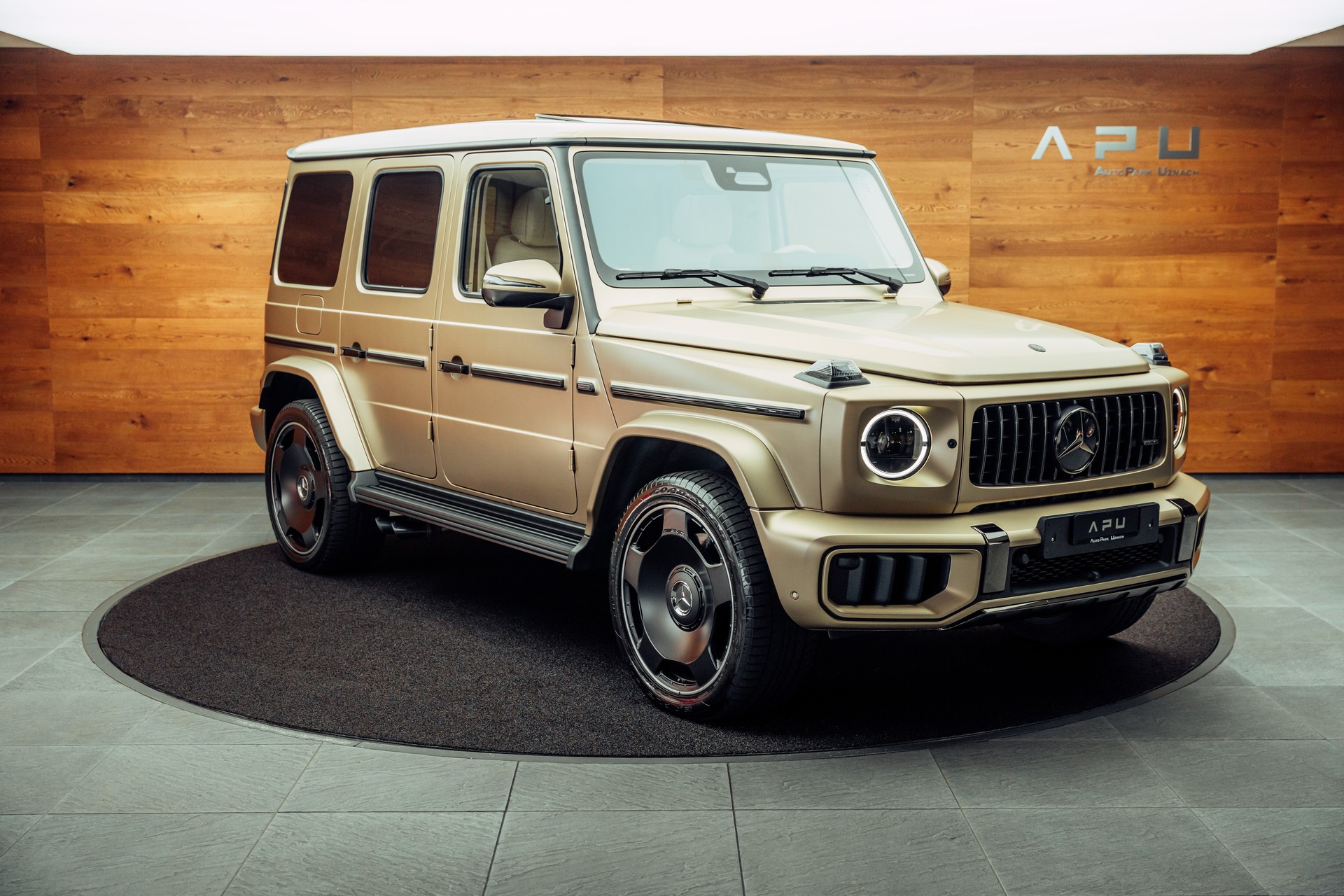 MERCEDES-BENZ G 63 AMG 9G-Tronic MANUFAKTUR Kalaharigold magno MY26