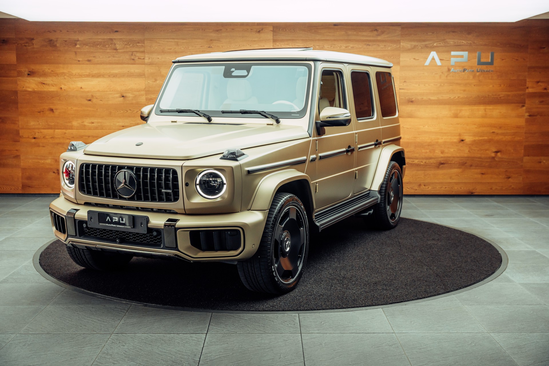 MERCEDES-BENZ G 63 AMG 9G-Tronic MANUFAKTUR Kalaharigold magno MY26-image-4