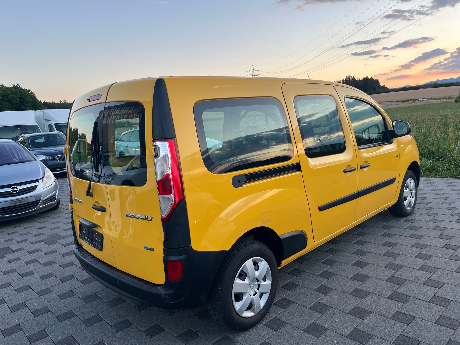 RENAULT Kangoo Maxi Z.E. 33 R60 Rechtslenker-image-5